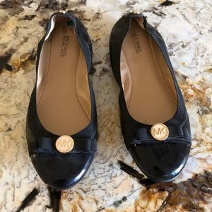 MK ballet flats
